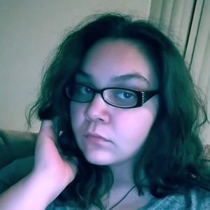 Meet your Posher, Daniela